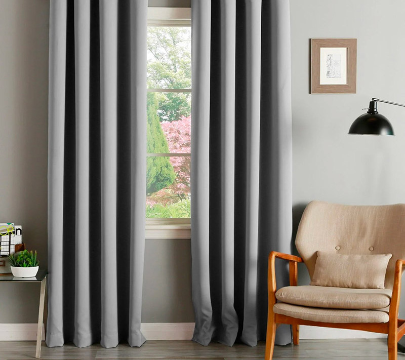 Insulated and thermal curtains