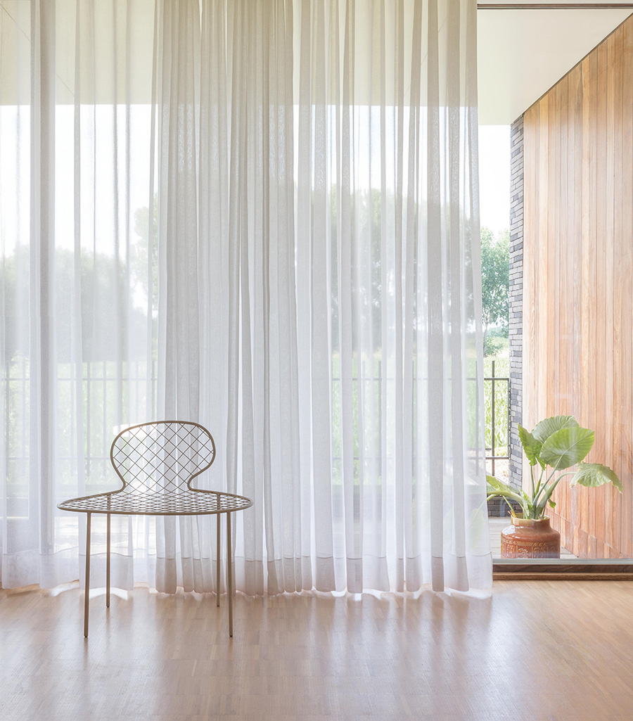 Different types of curtains for different typesof rooms